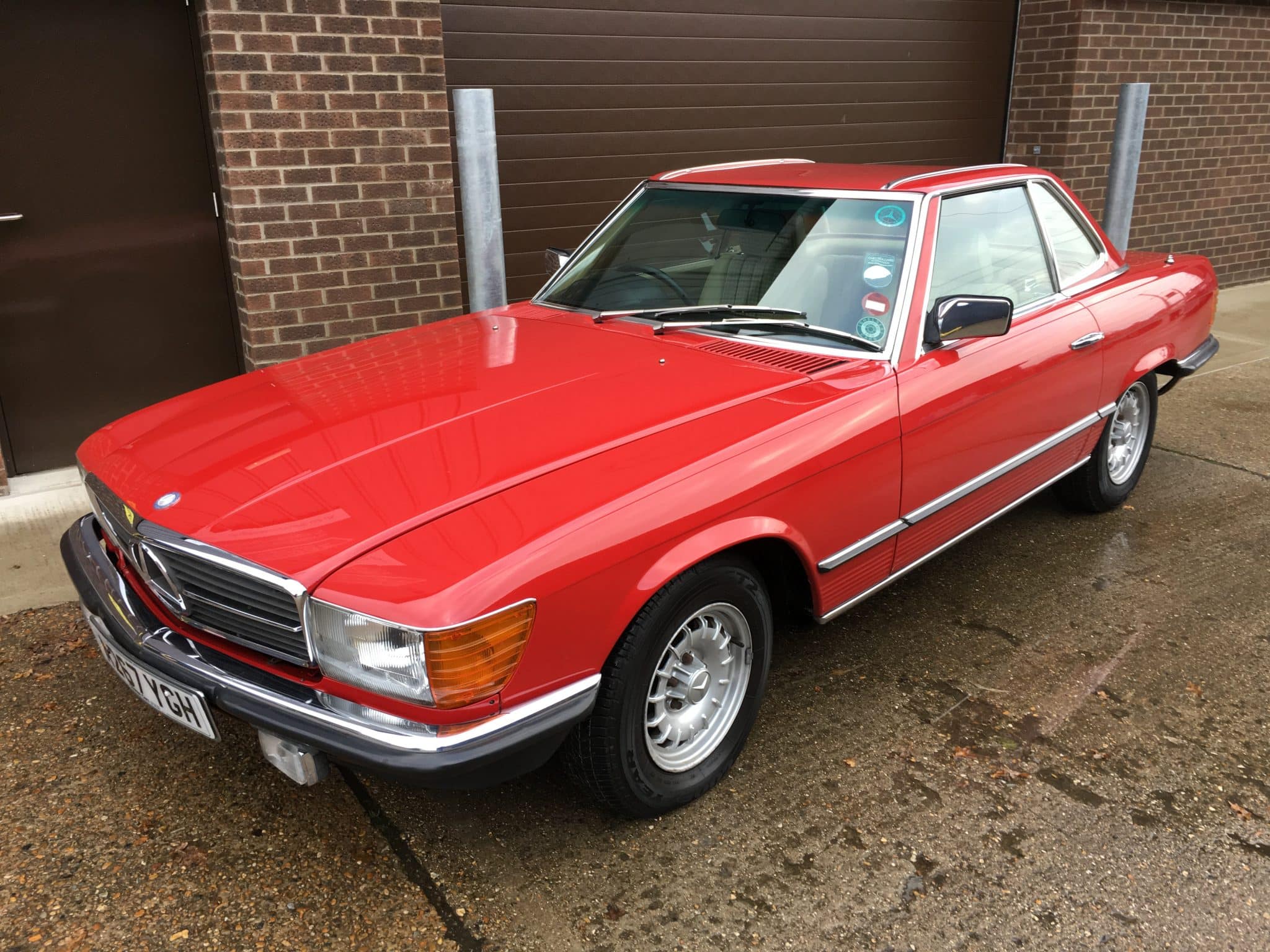 221118 1985 Mercedes 280 SL 2 1