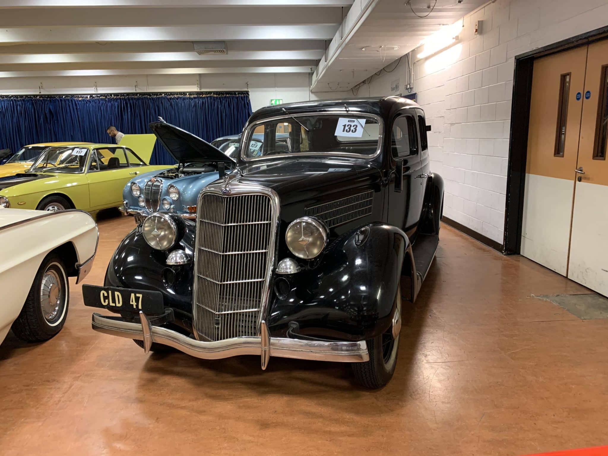 Barons Auctions Auction Sandown Racecourse