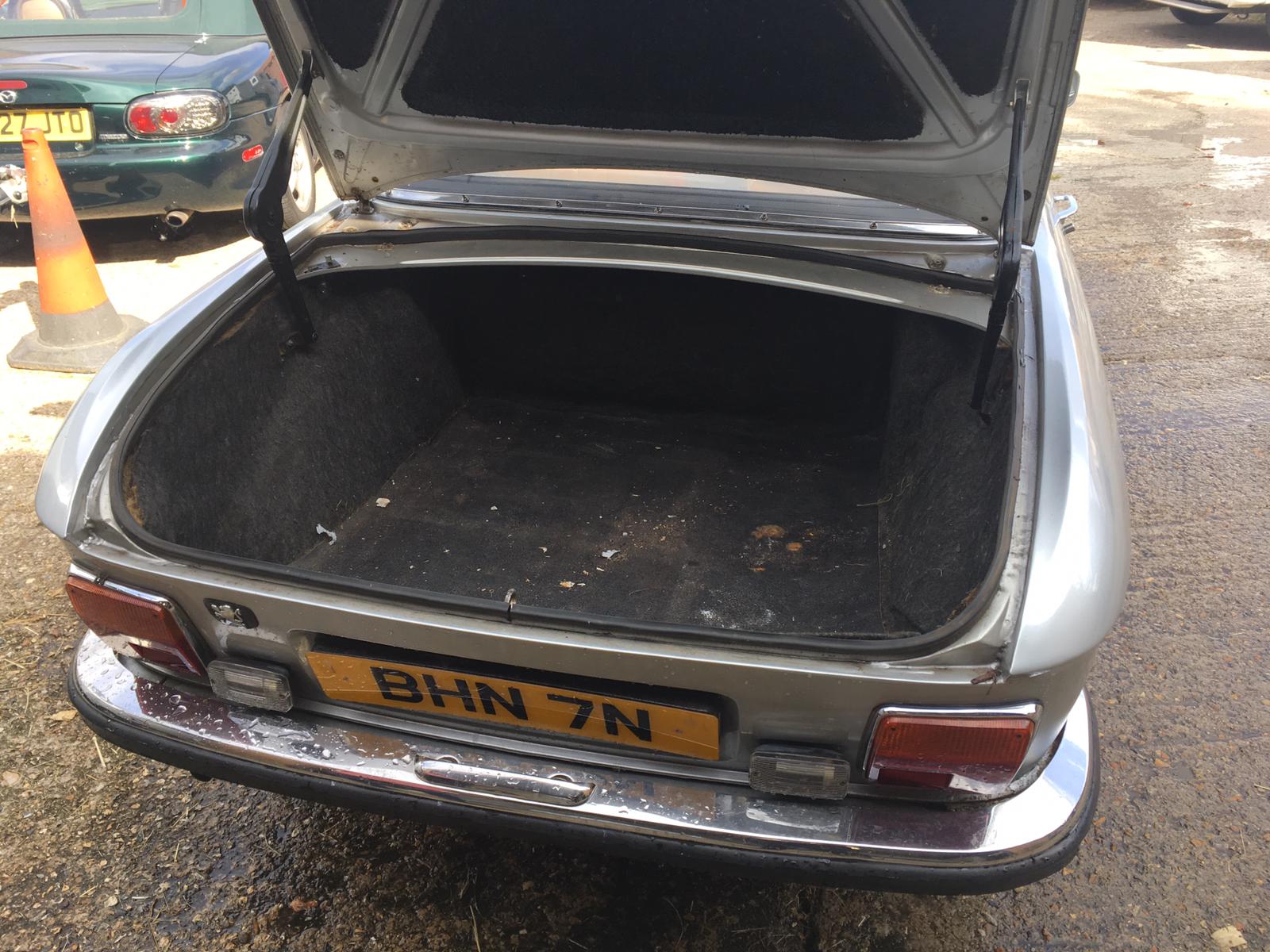 061219 1974 Peugeot 304 Cabriolet 11