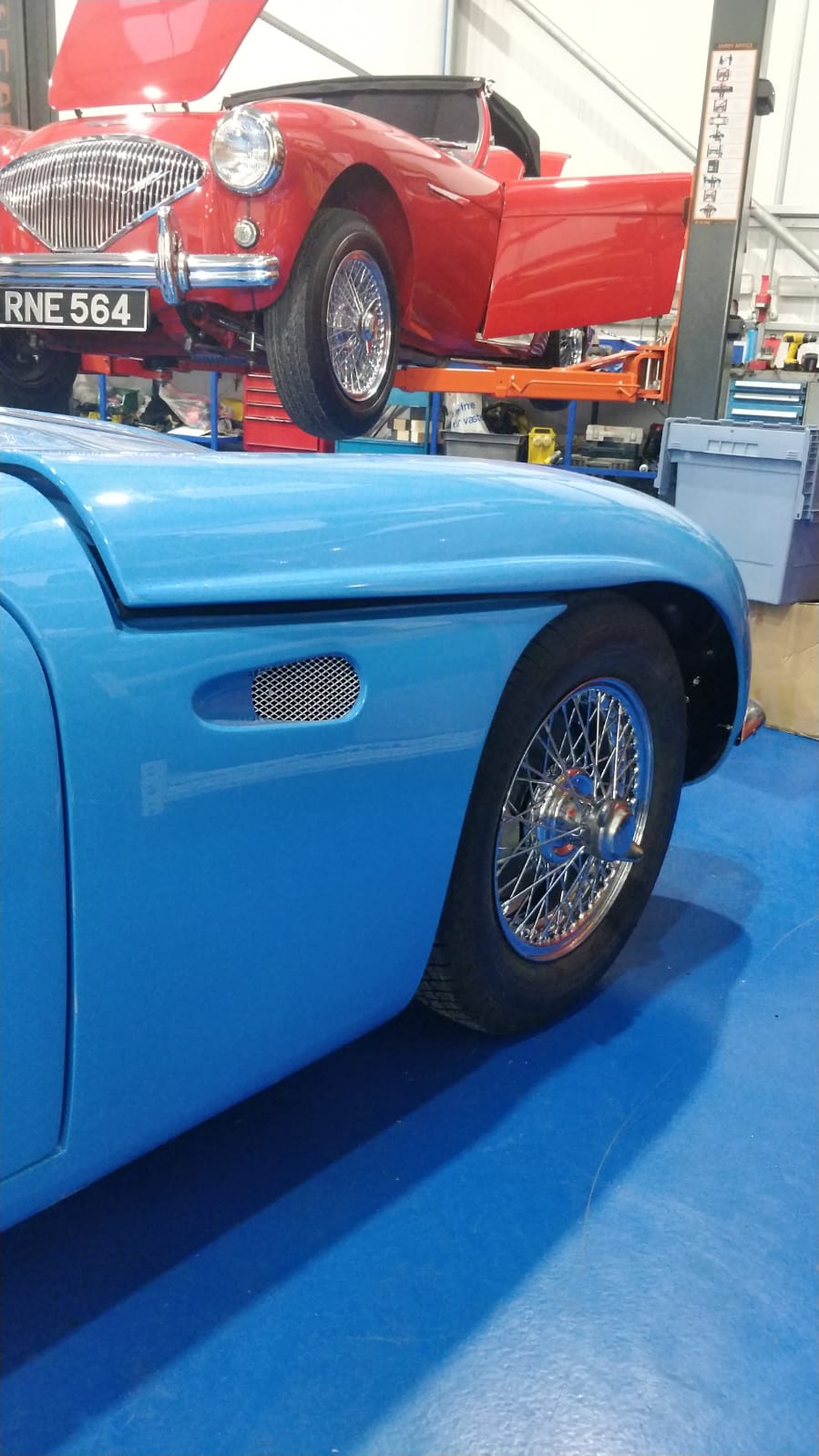 061219 TVR Grantura Vents 3 1