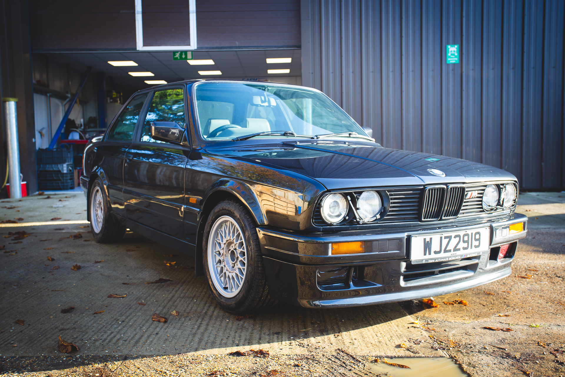 291119 1989 BMW 325 M Sport E30 3