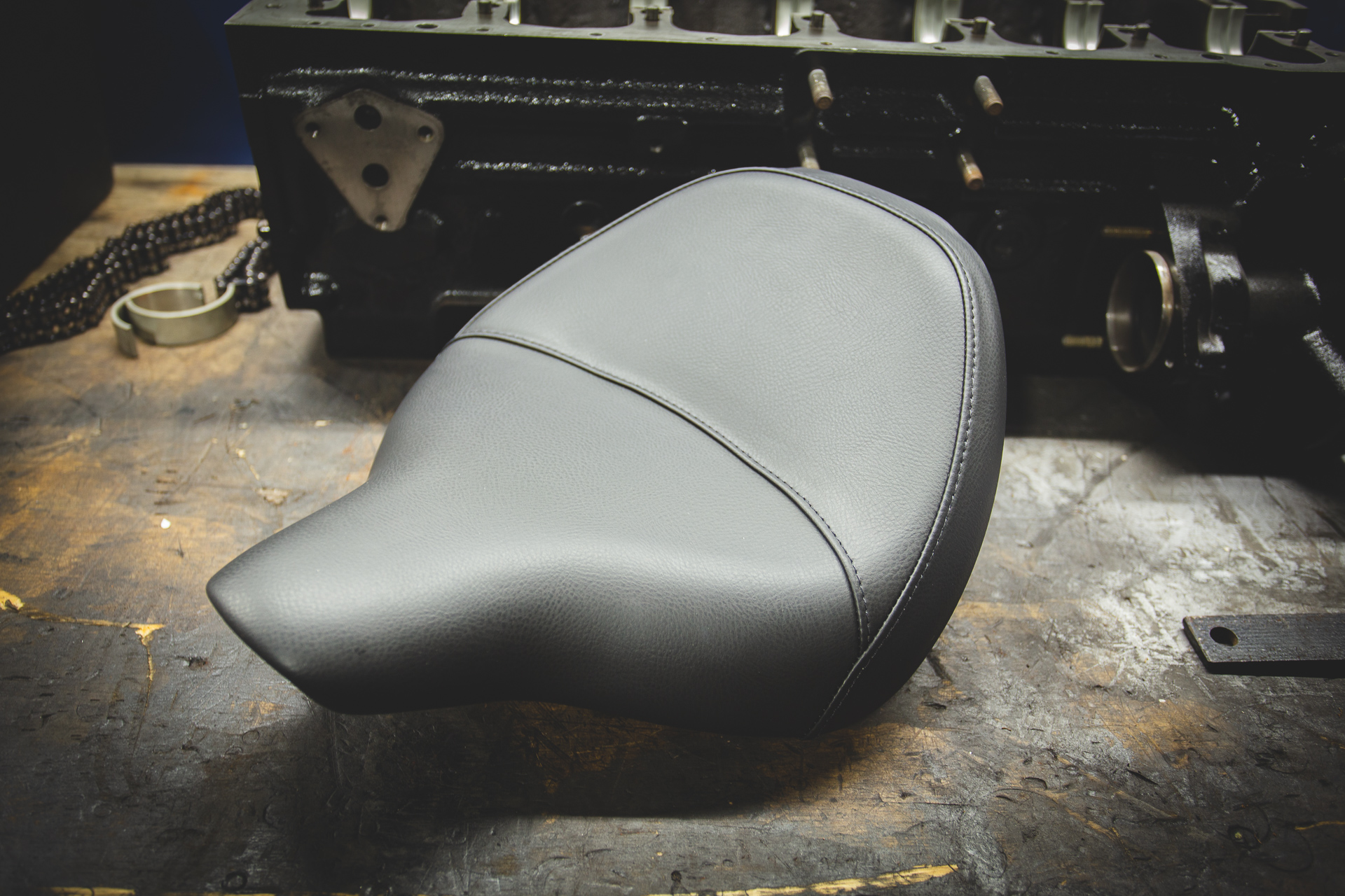 Suzuki 400T Seat Triumph5036