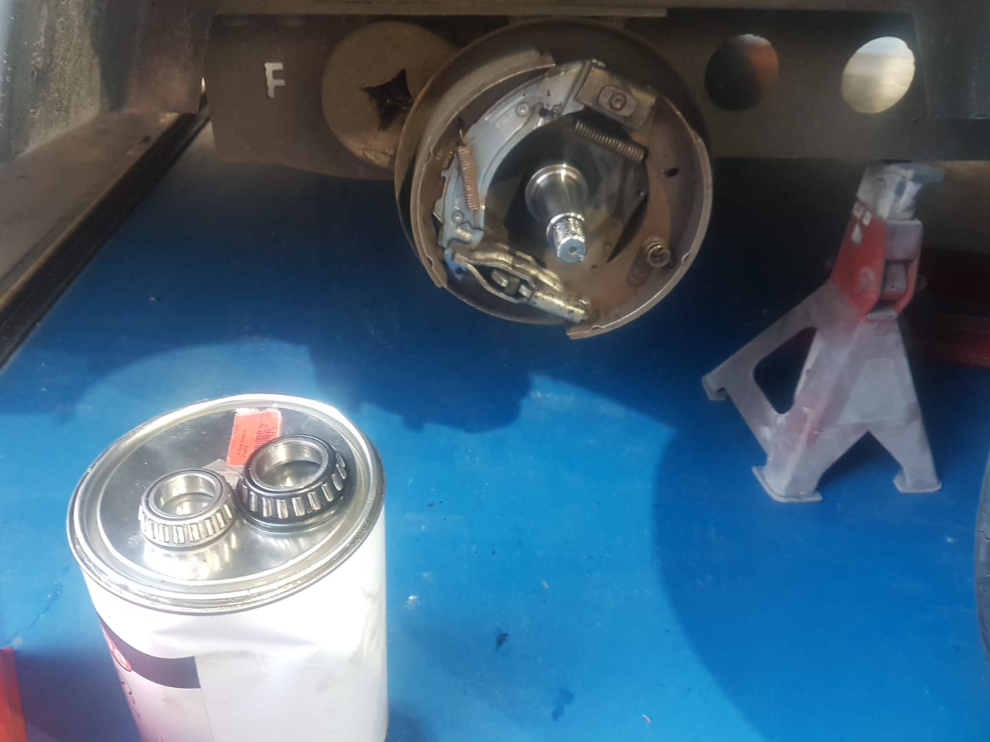 Trailer Maintenance 16 49 25 3