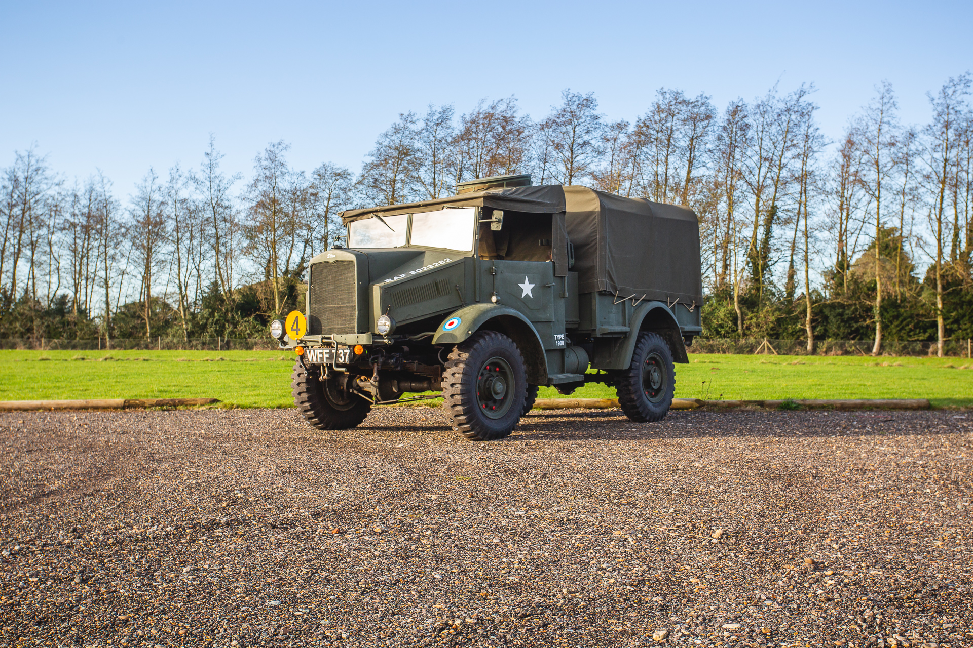 1944 Morris C85379