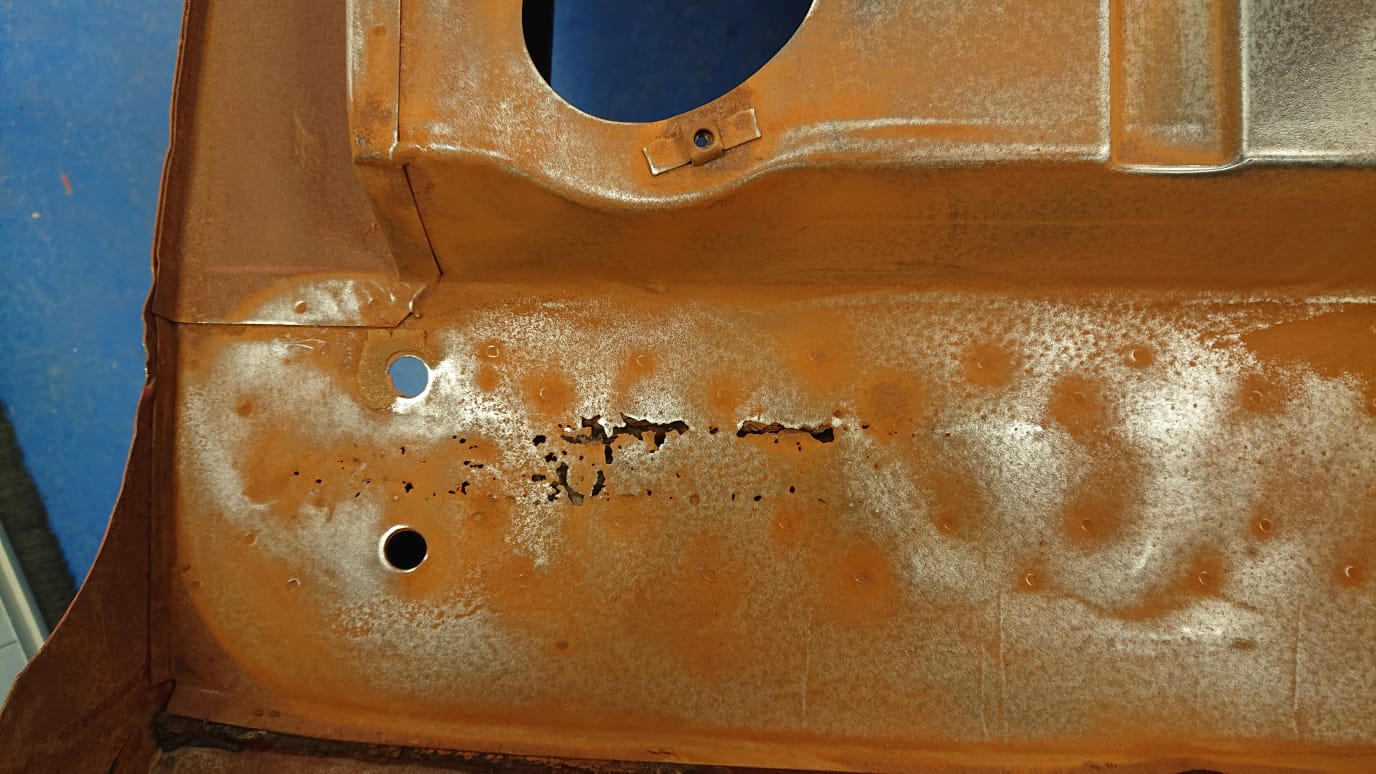 1960 MGA Paint Prep Chris20200110 WA0014 2
