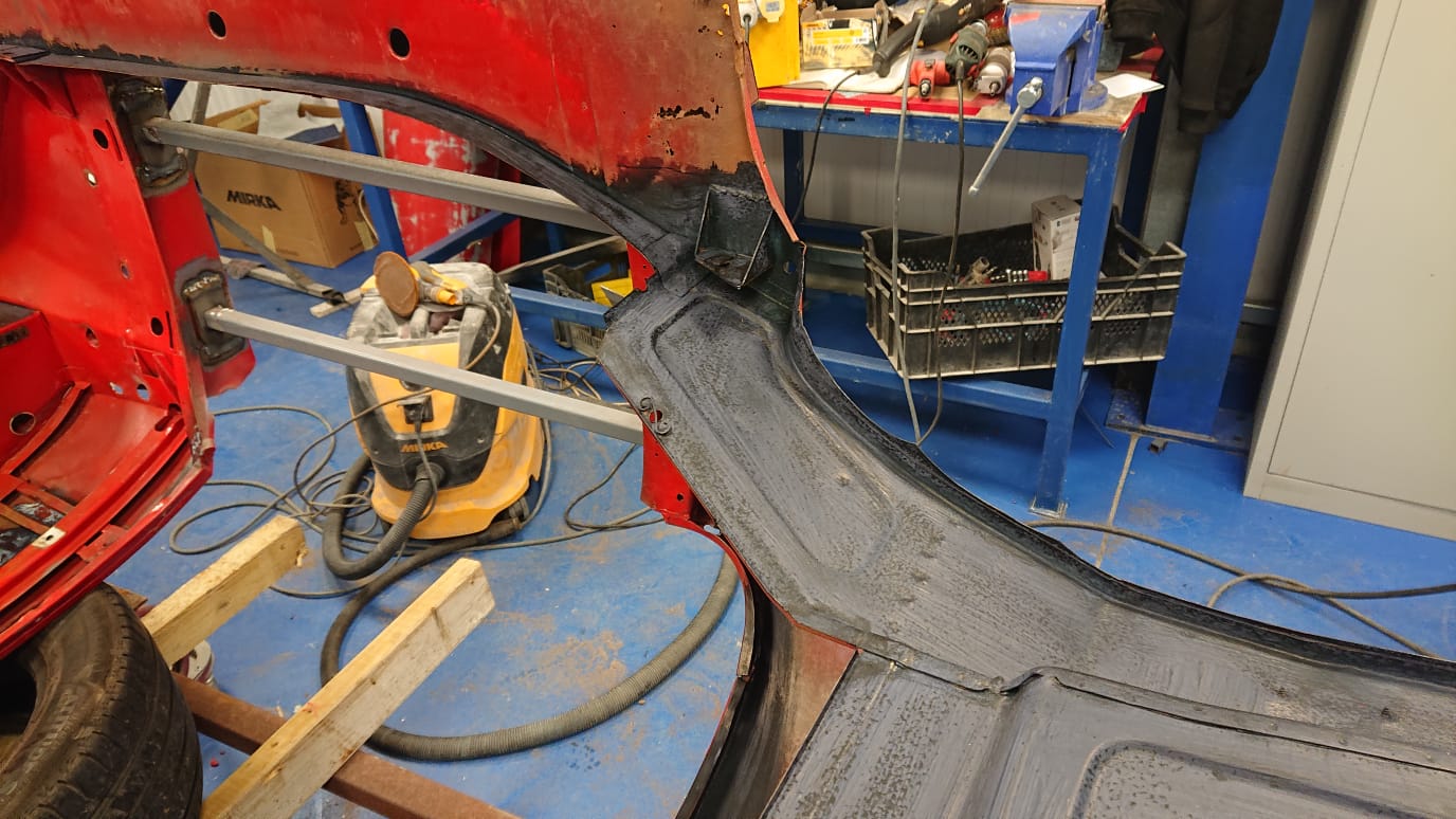 1960 MGA Paint Prep Chris20200110 WA0018 2
