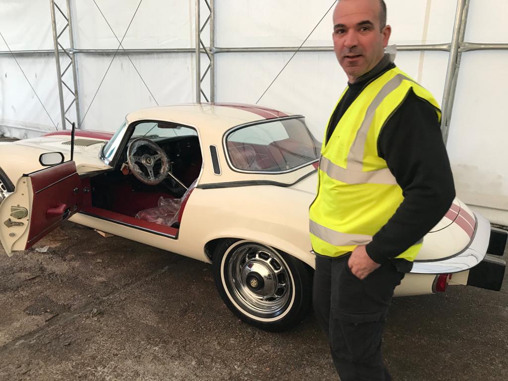Gordon and Mauro Collecting E Type17 1