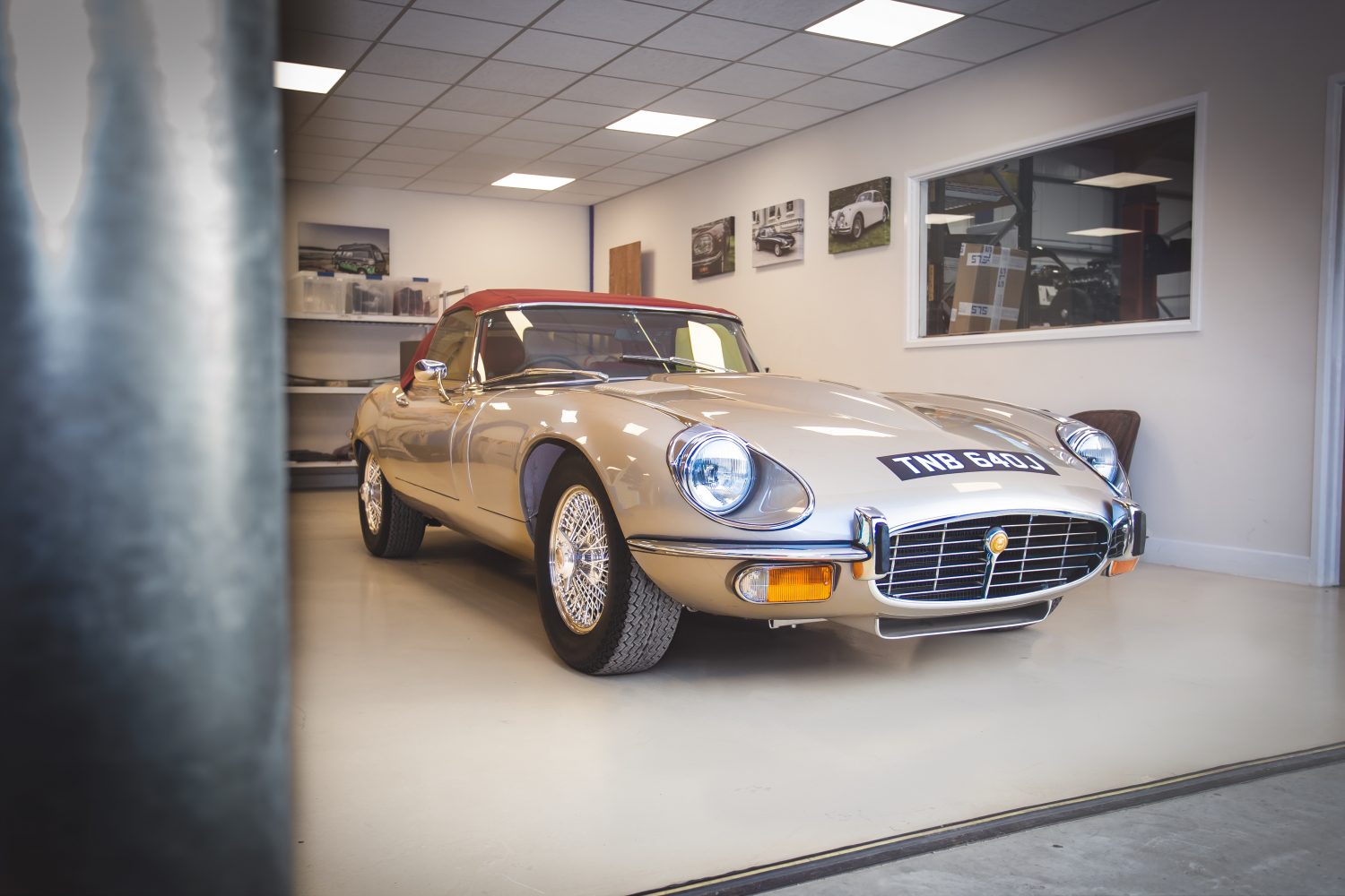 Jaguar E Type Golden Sands V12 Roadster Series 3 19711 1