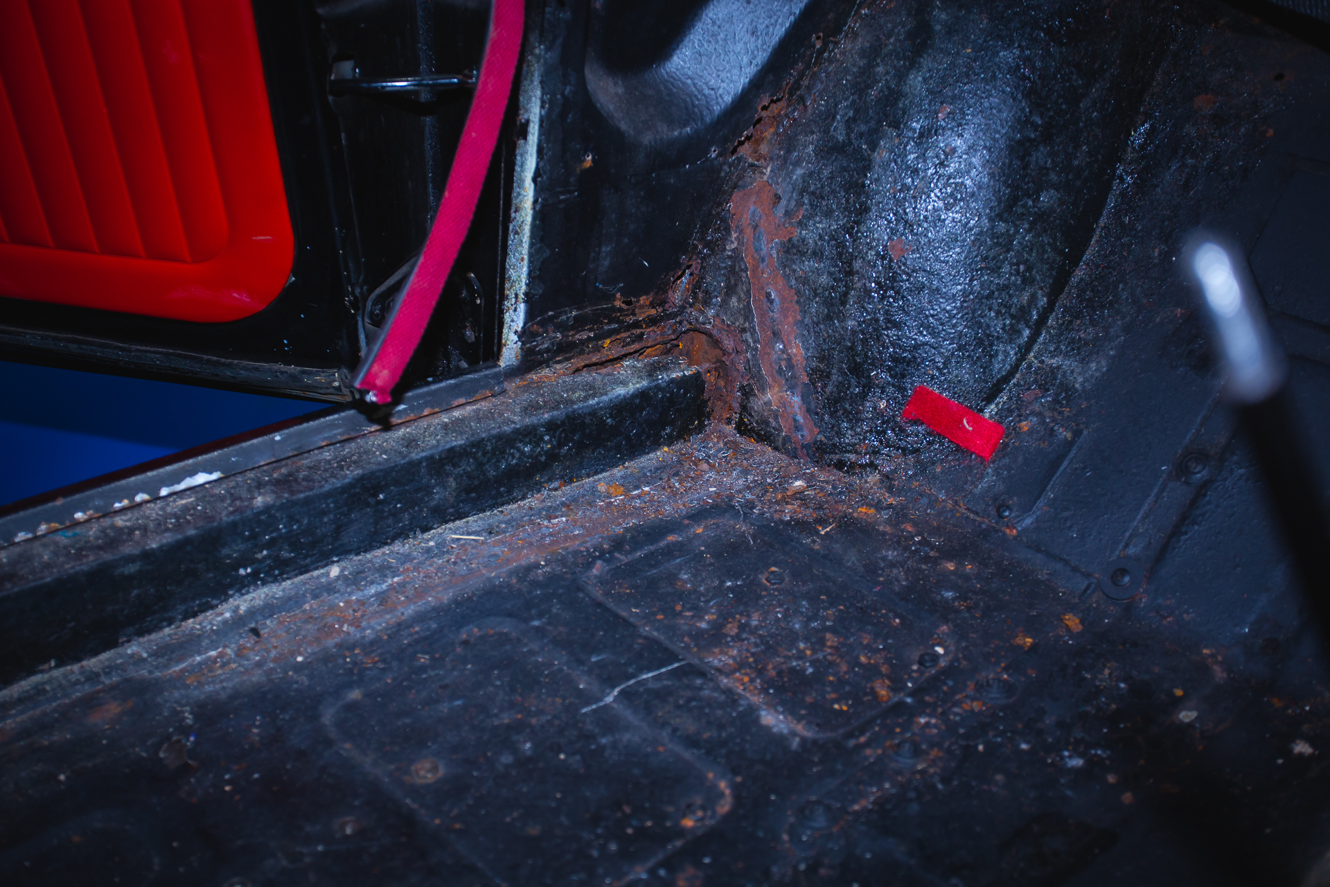 1863 Morris Minor 1000 Rust1