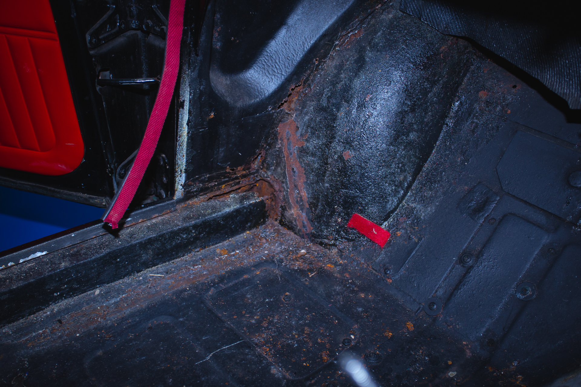 1863 Morris Minor 1000 Rust3