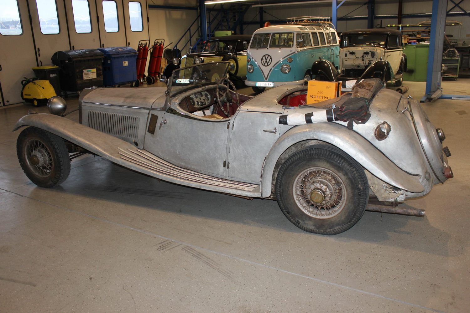 1935 1936 Jensen White Lady 1 2