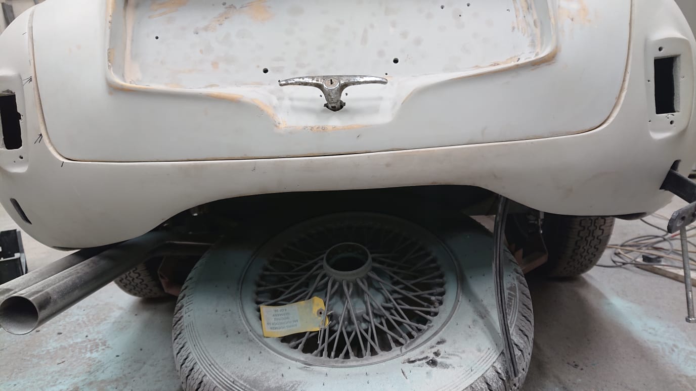 1957 Jensen 328 BootTrimLineUp6