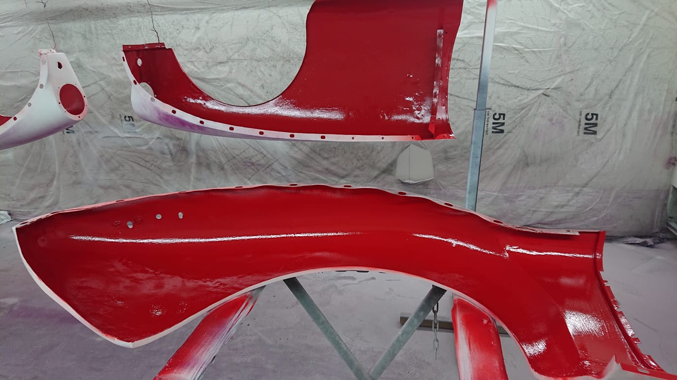 1960 MGA Chris PanelsPrimedWhite GuideCoatOverThem ColouredRaptorInside CompletedPrimerStage1 1