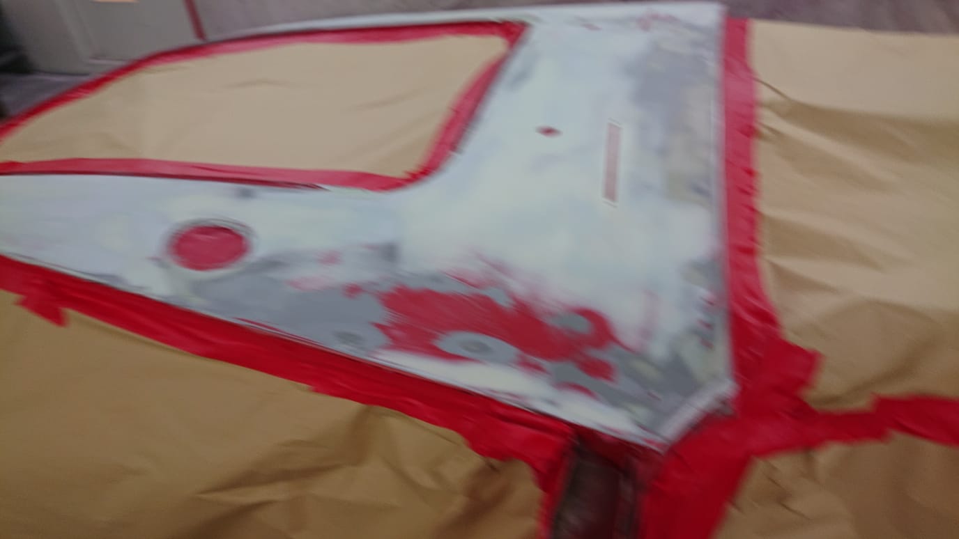 1960 MGA Chris PanelsPrimedWhite GuideCoatOverThem ColouredRaptorInside CompletedPrimerStage23 1