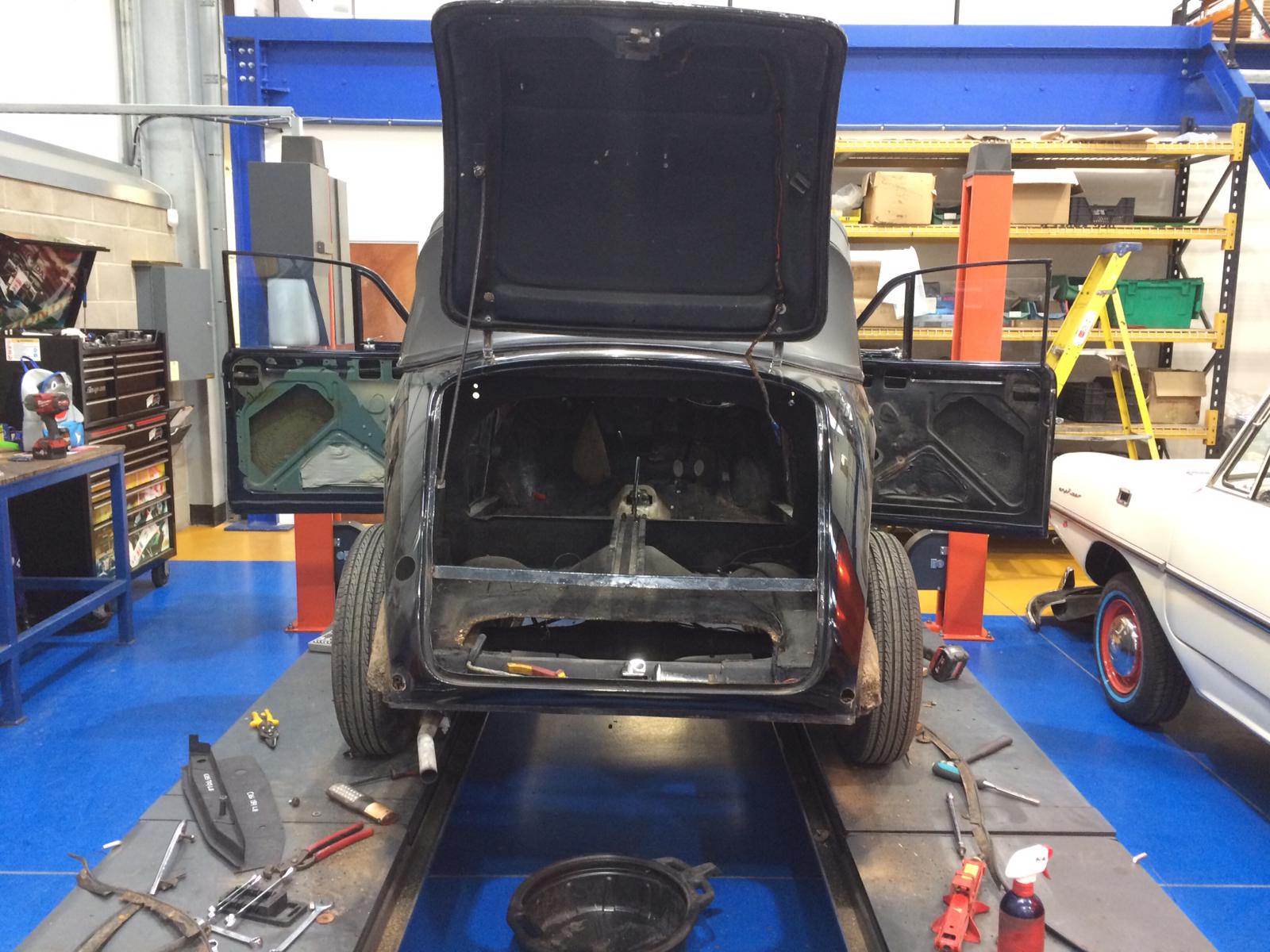 1963 Morris Minor Stripping10 1