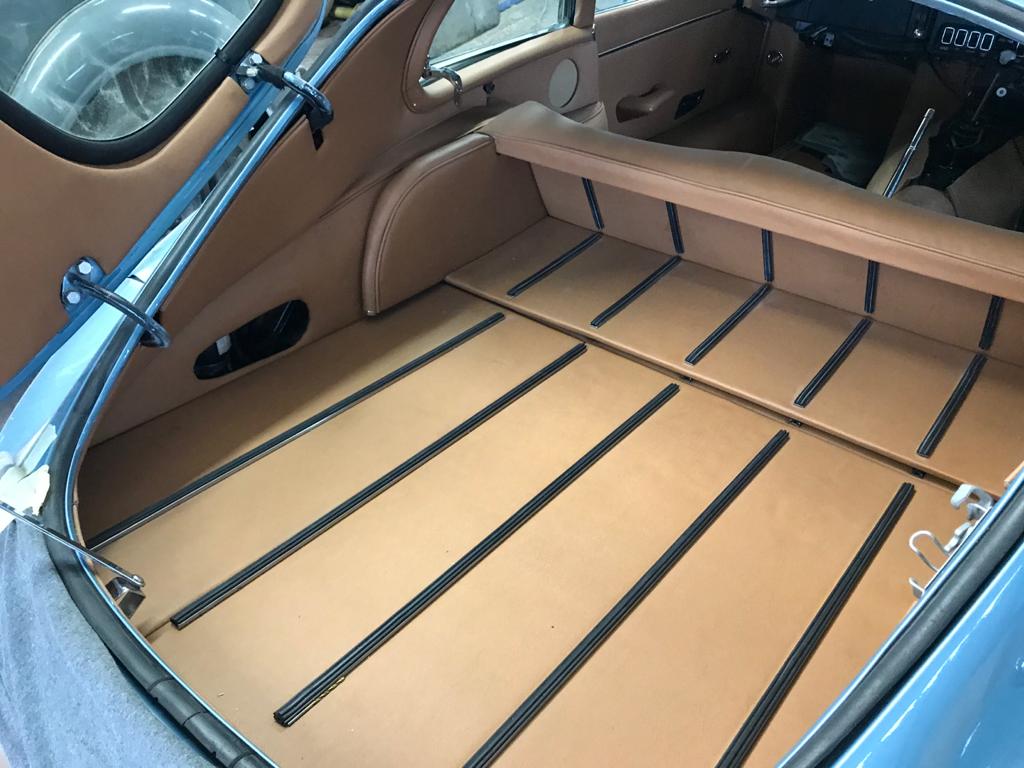 1972 Jaguar E Type Series 3 Interior 1 1