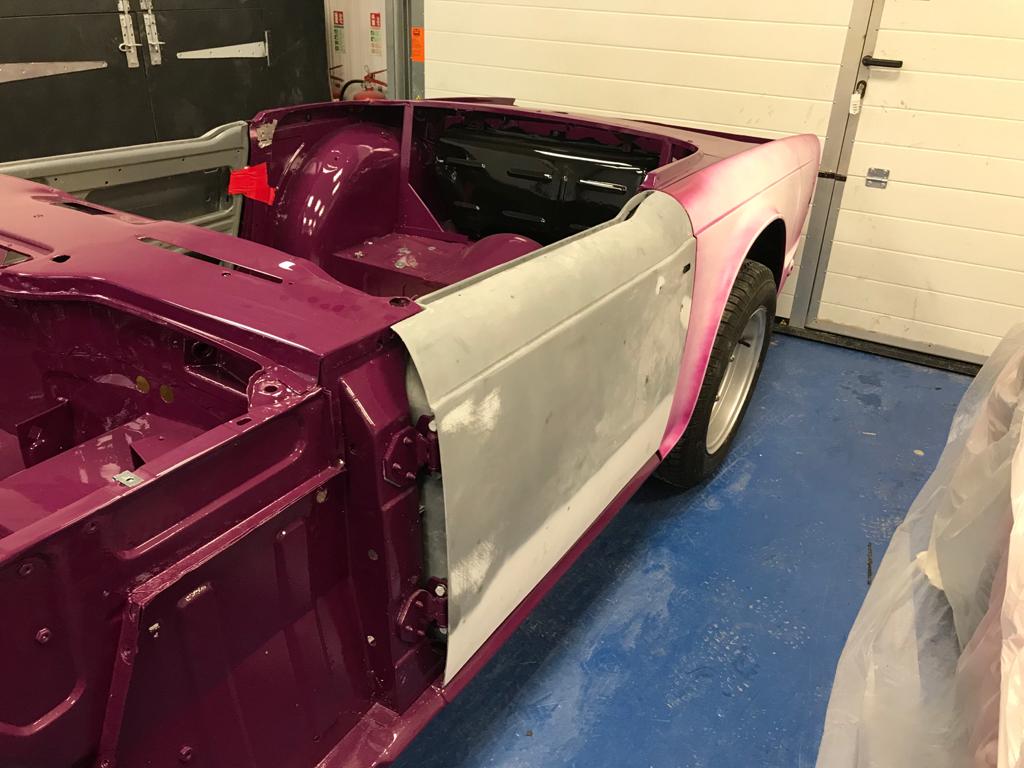 200220 Triumph TR6 Body preparation 2
