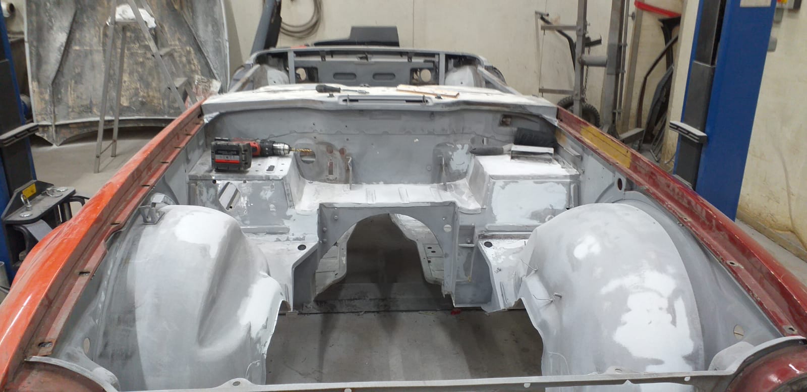 310120 1976 Triumph TR6 Bare Metal Strip 6 1