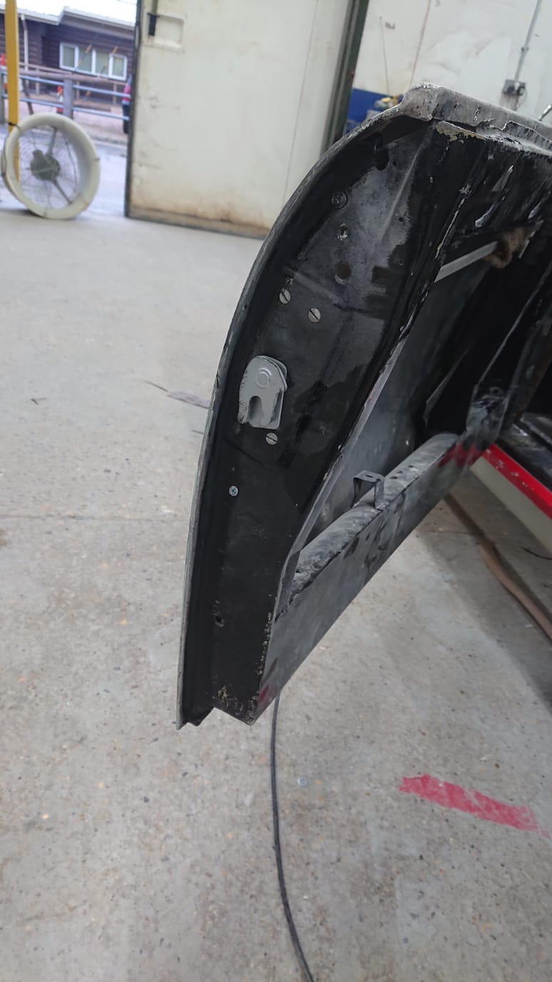 040320 Jensen 541R Panel Fitting 7 1