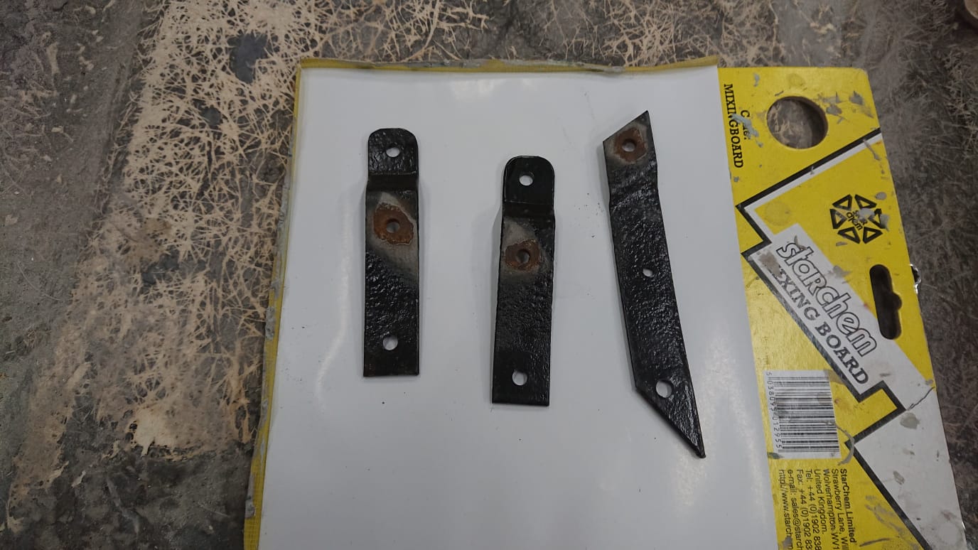 060320 Jensen 541 Bonnet Frame and Brackets24 1