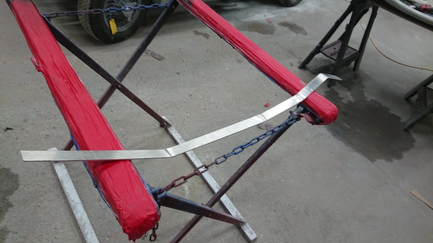 060320 Jensen 541 Bonnet Frame9 1