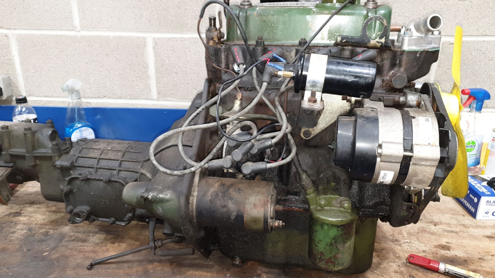 110320 Morris Minor 1000 Engine removal for Reconditioning5 1