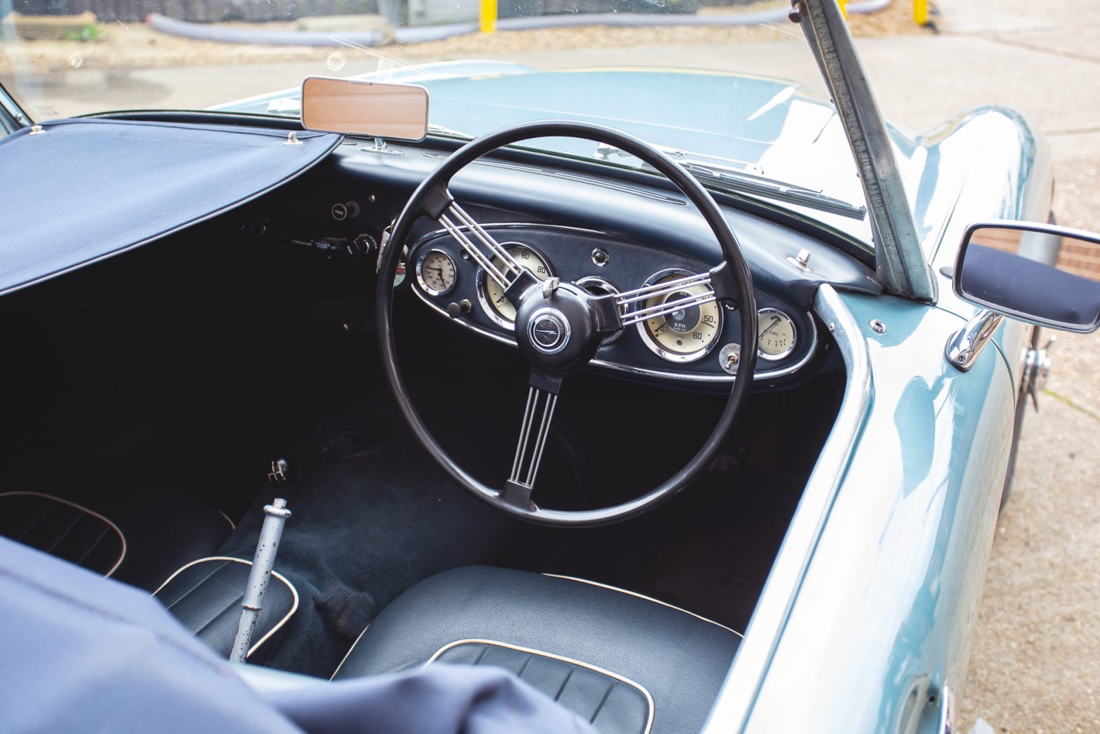 190320 1960 Austin Healey 3000 Blue1 1