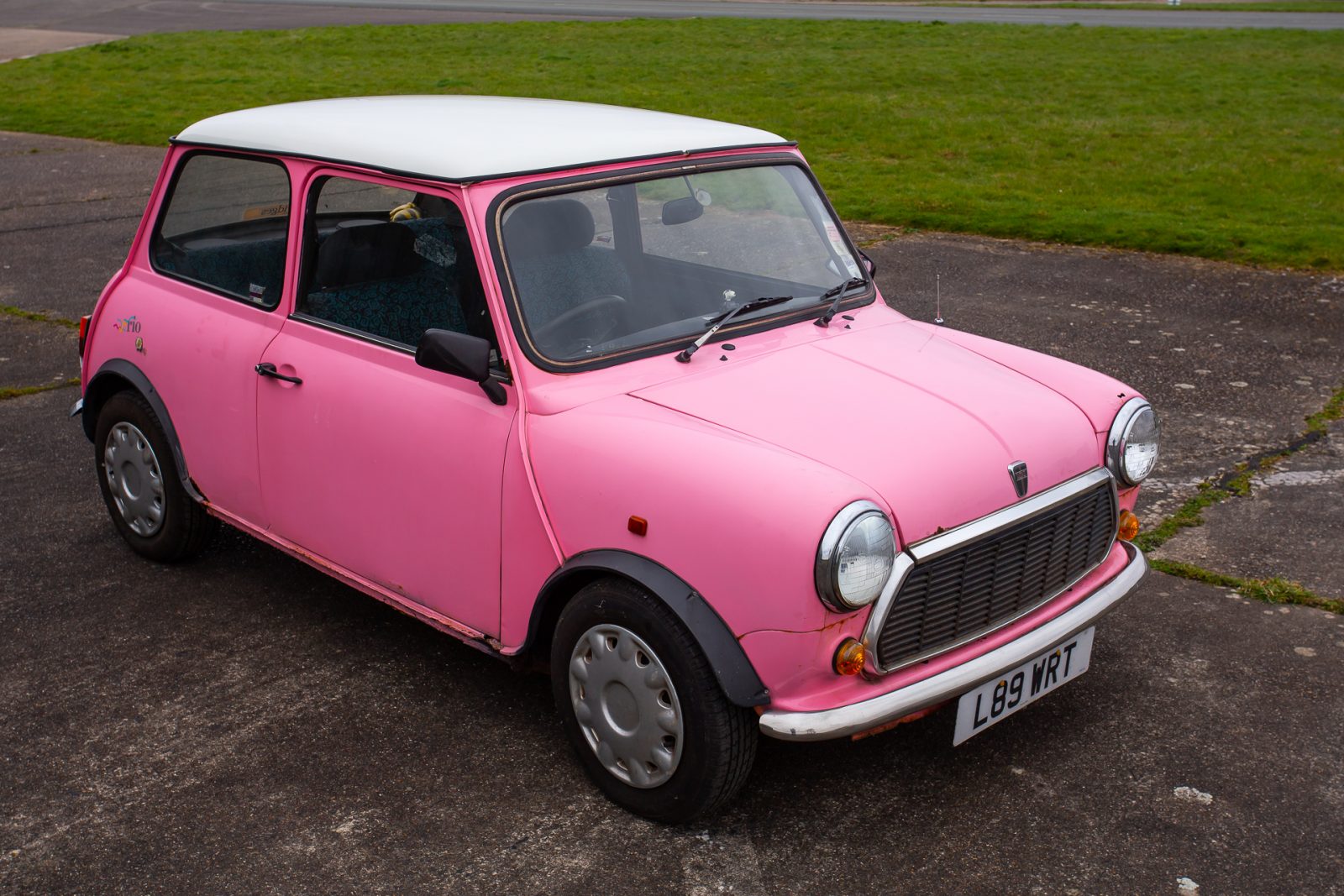 1993 Rover Mini Pink10 1