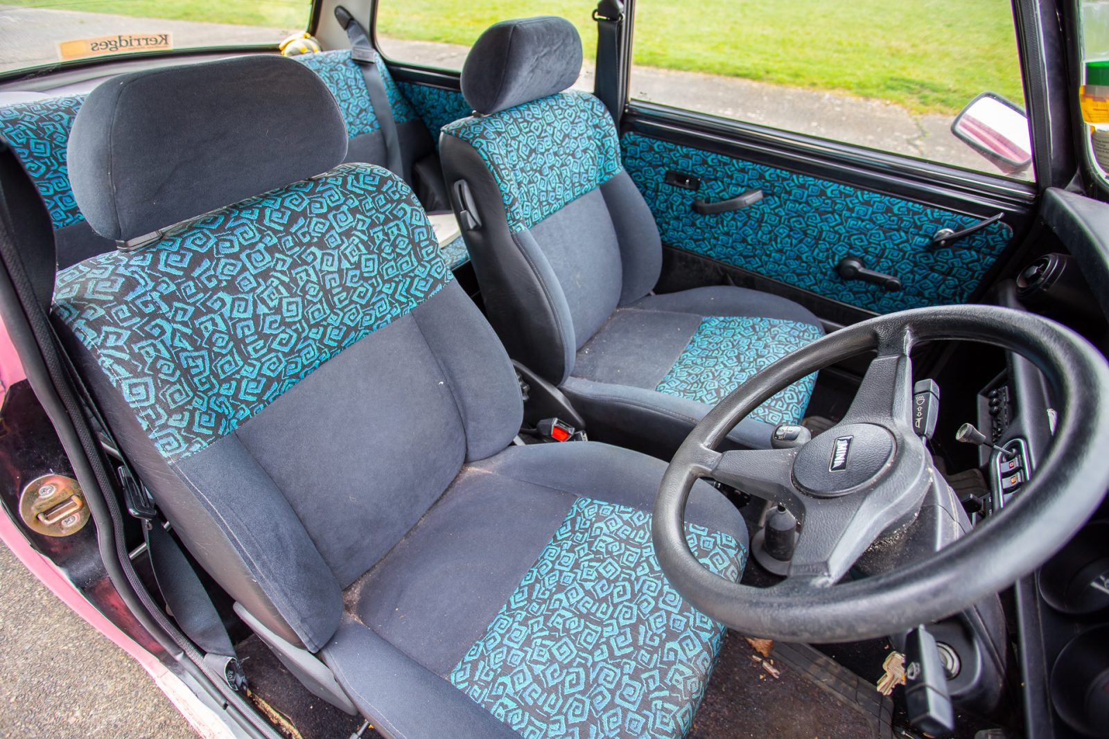 1993 Rover Mini Pink11 1