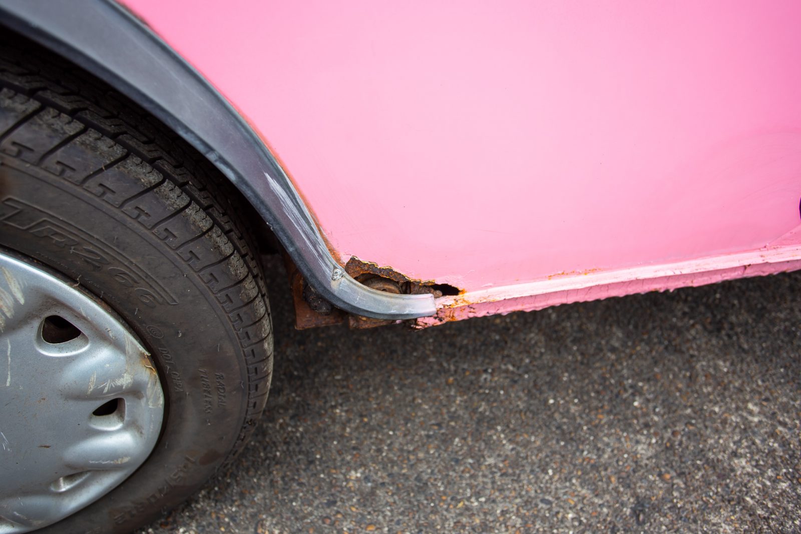 1993 Rover Mini Pink3 1