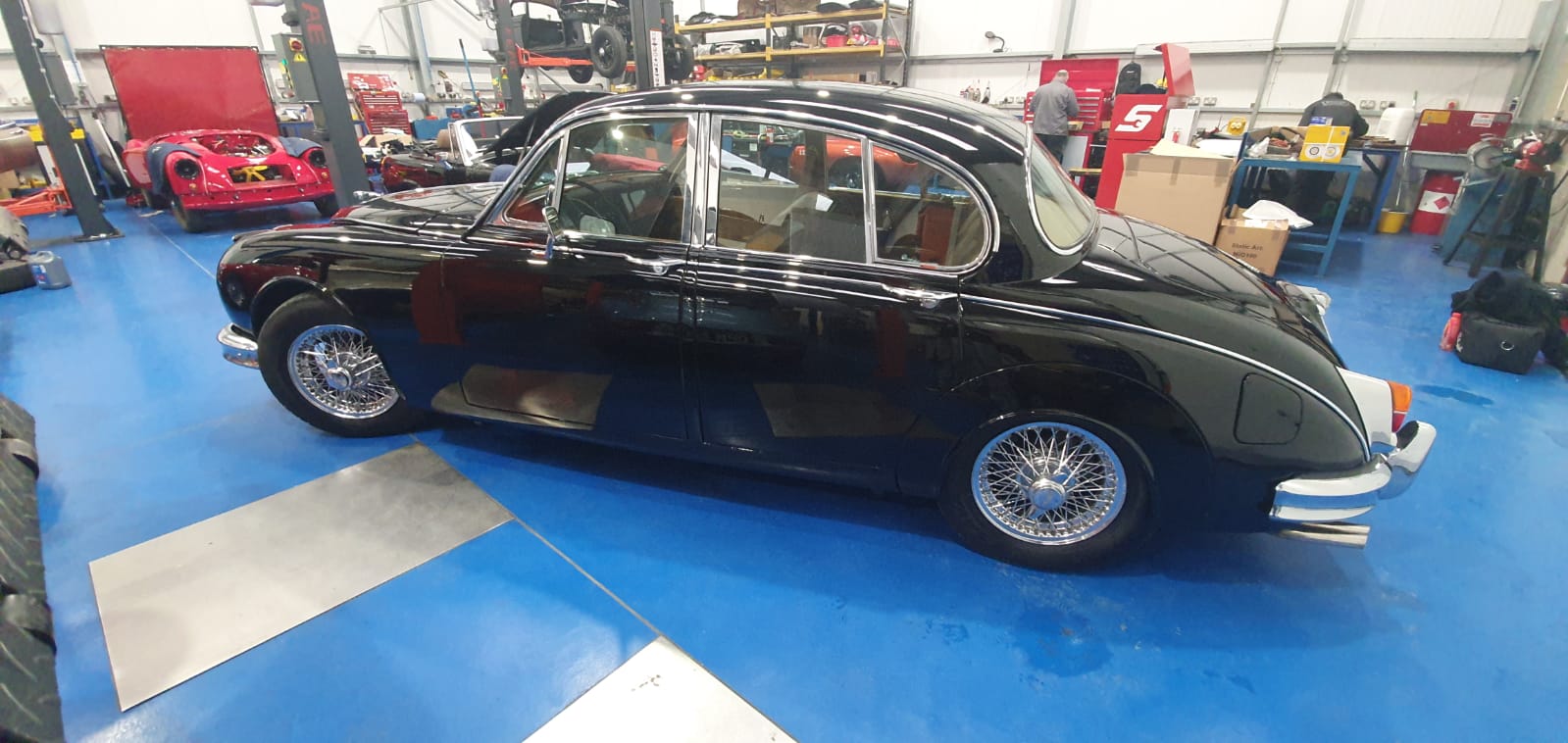 200220 1966 Jaguar MkII 3.8 clean and ready for auction 1 1