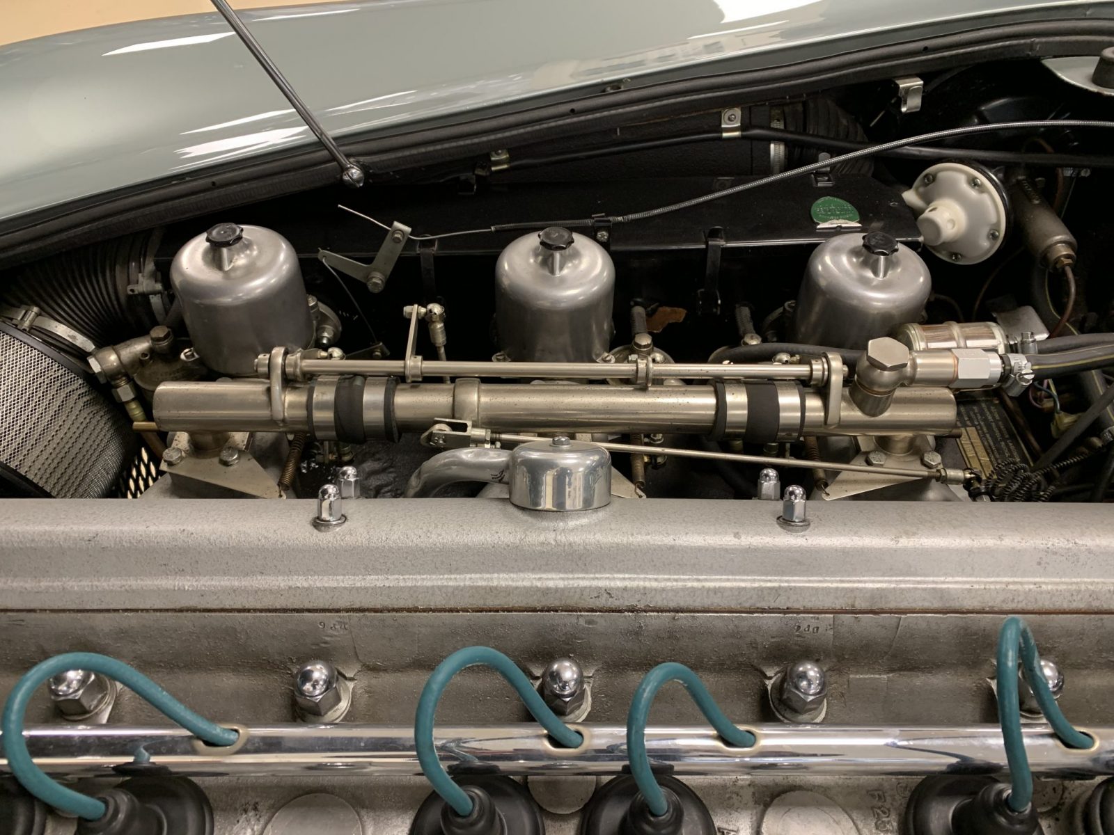 200320 Aston Martin DB5 Carburettor Rebuild 3 1