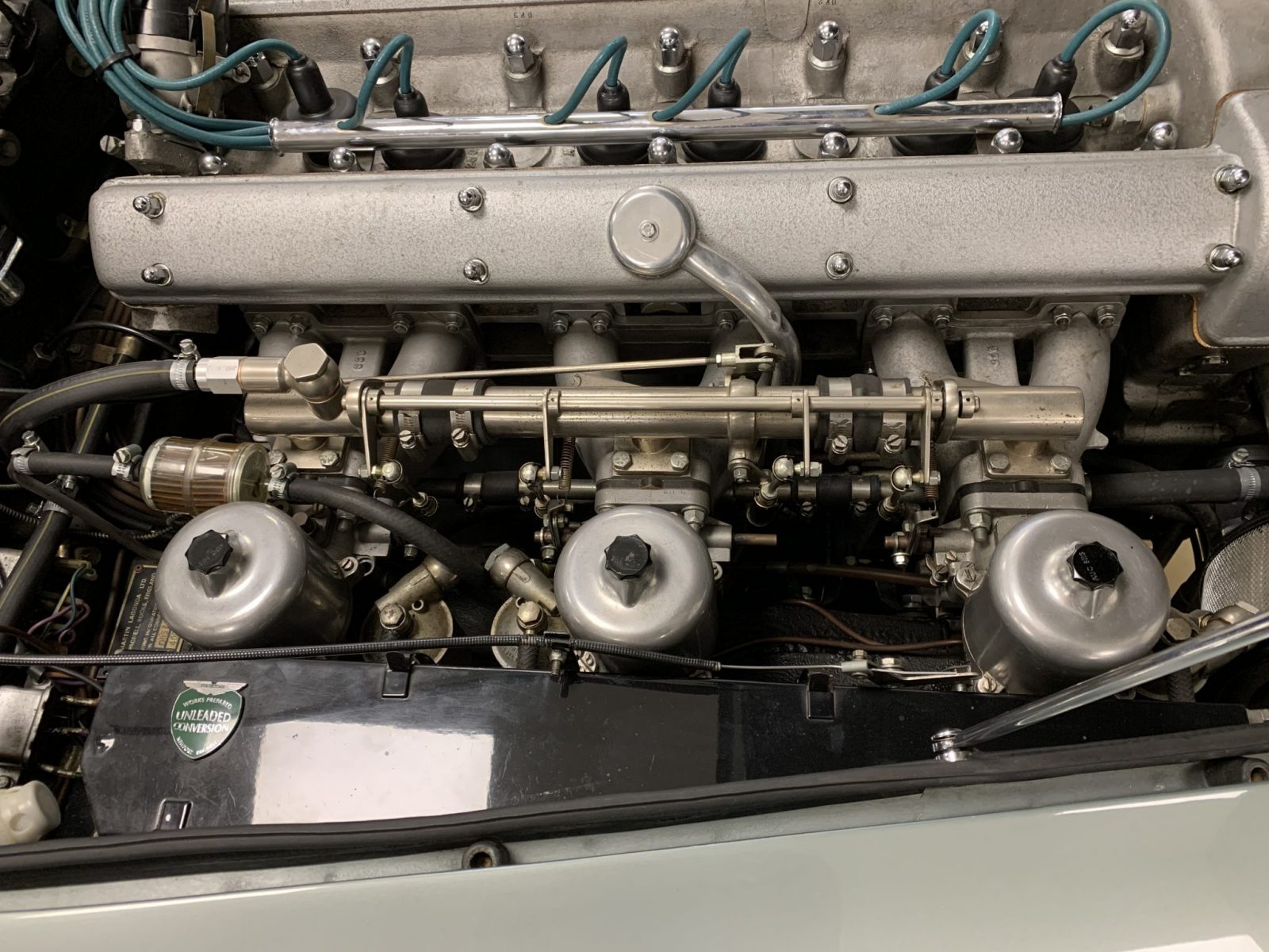 200320 Aston Martin DB5 Carburettor Rebuild e1585292439936 1