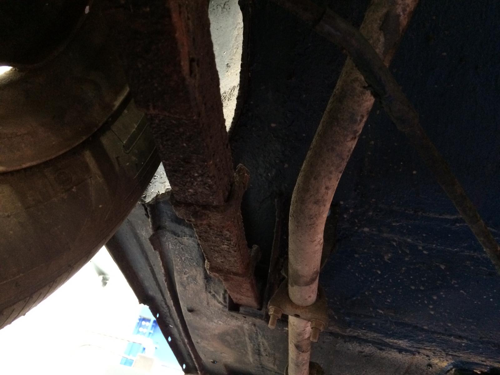 270220 Morris Minor Body 2