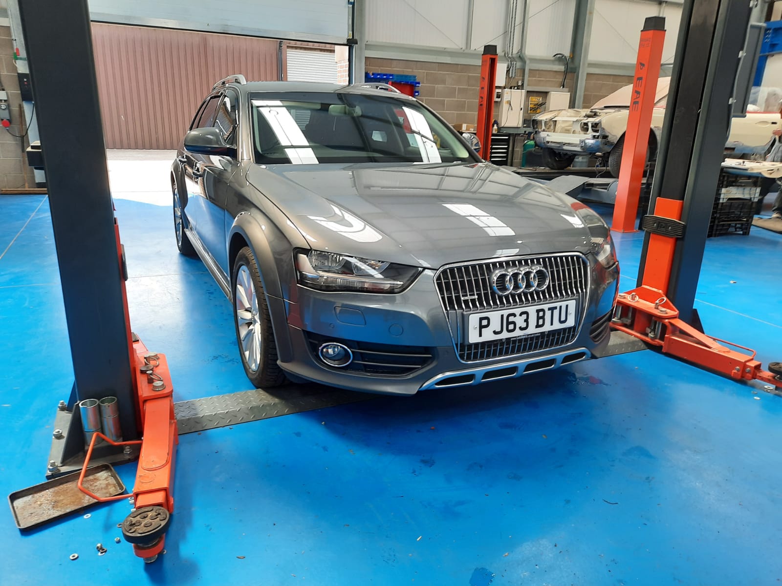 070520 Audi A4 Allroad 2013 6 1