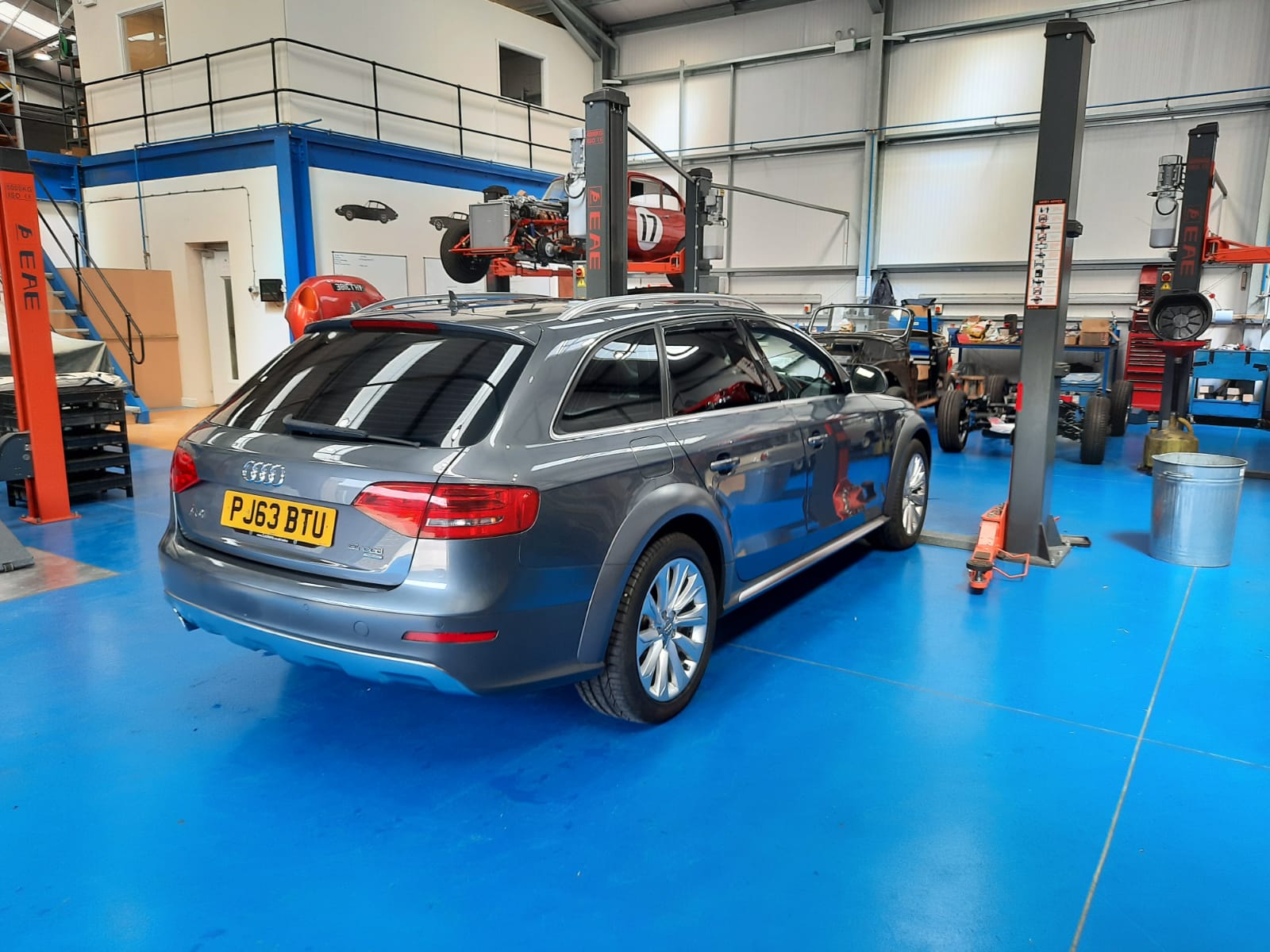 070520 Audi A4 Allroad 2013 8 1