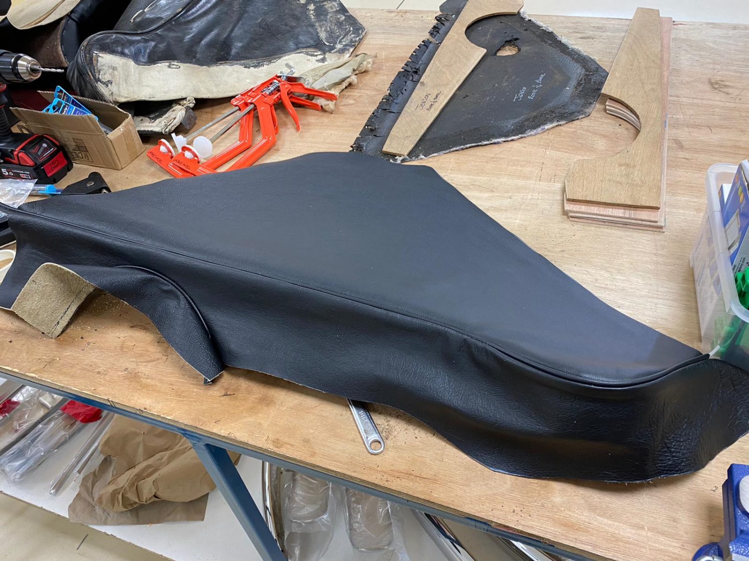 070520 Jensen 541R Interior Rebuild 43 1