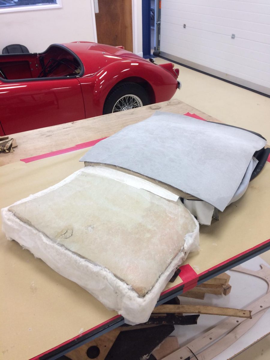 130520 Jensen 541R Interior 39 1