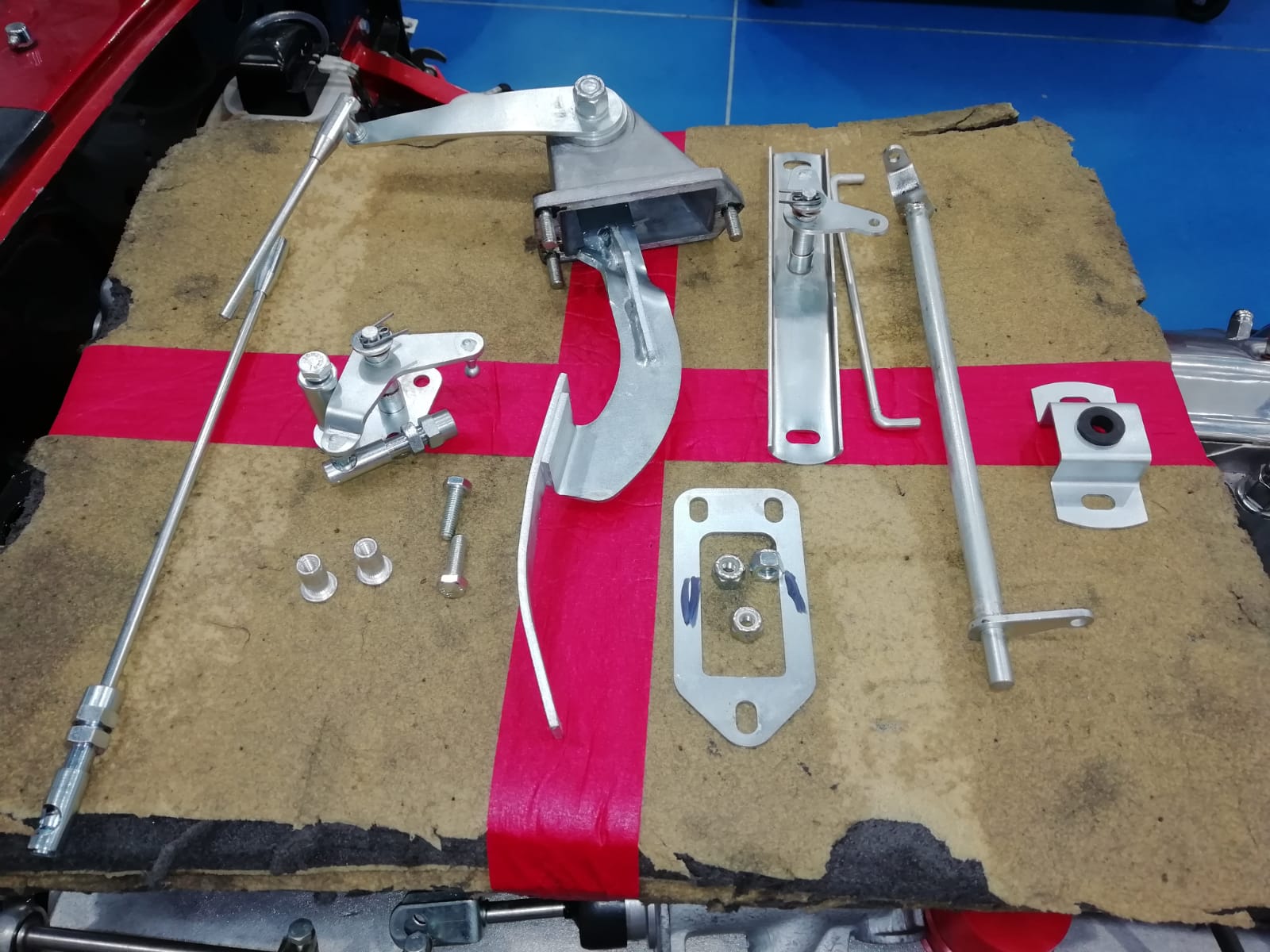 E Type Racecar Throttle Linkage2 1