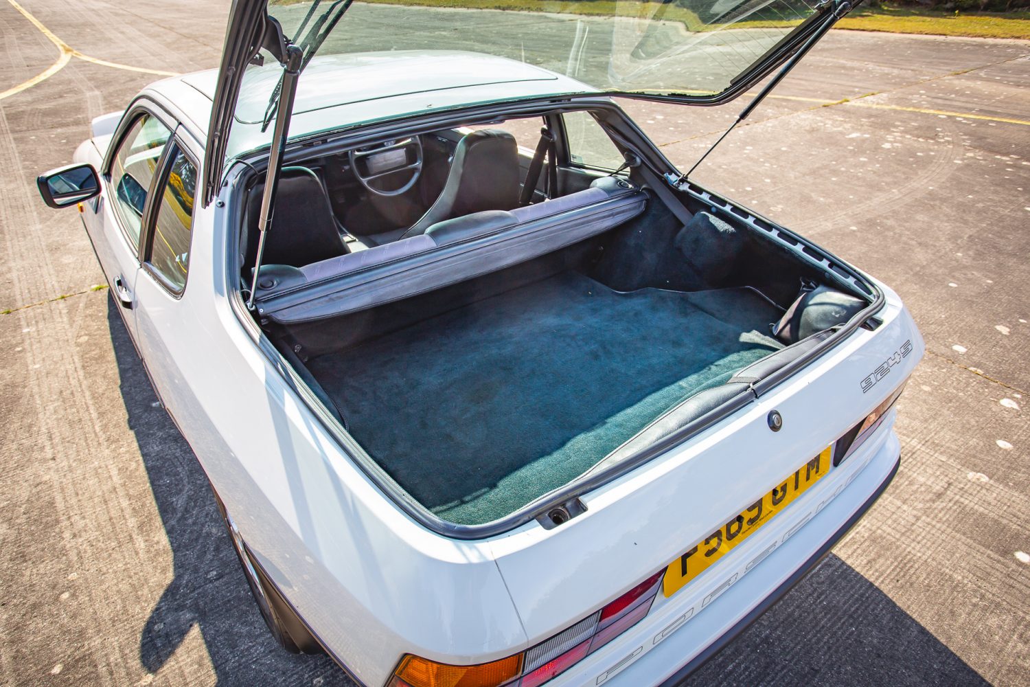 Porsche 924s 12 2 1