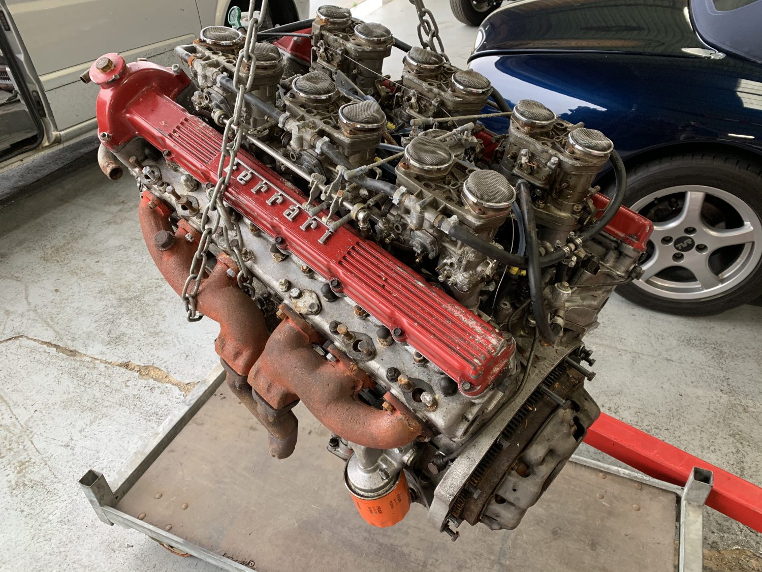 110620 Arrow Ferrari Daytona Engine Jaguar V12 4 1