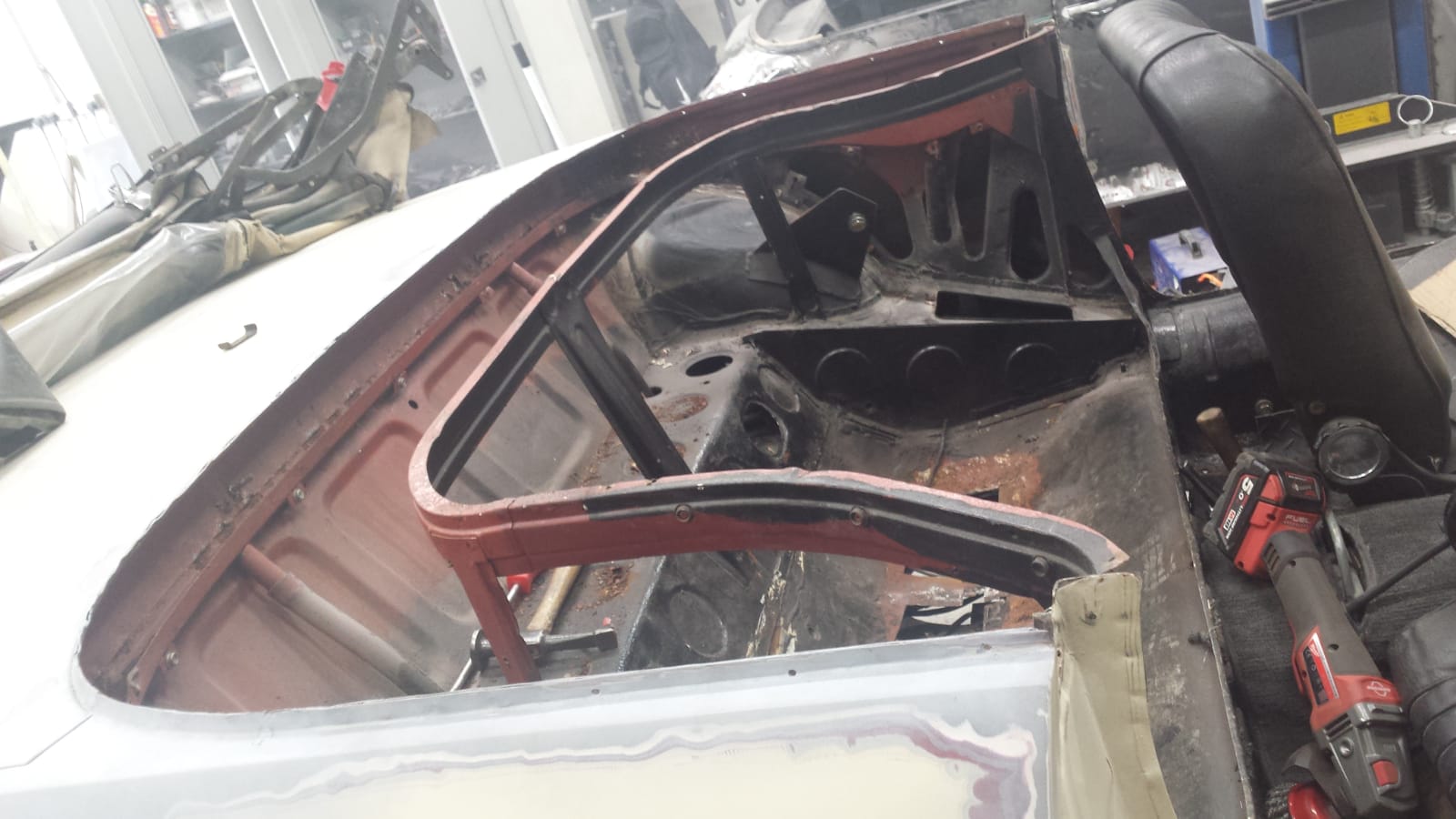 1972 Peugeot 504 rot and rust repairs3 1
