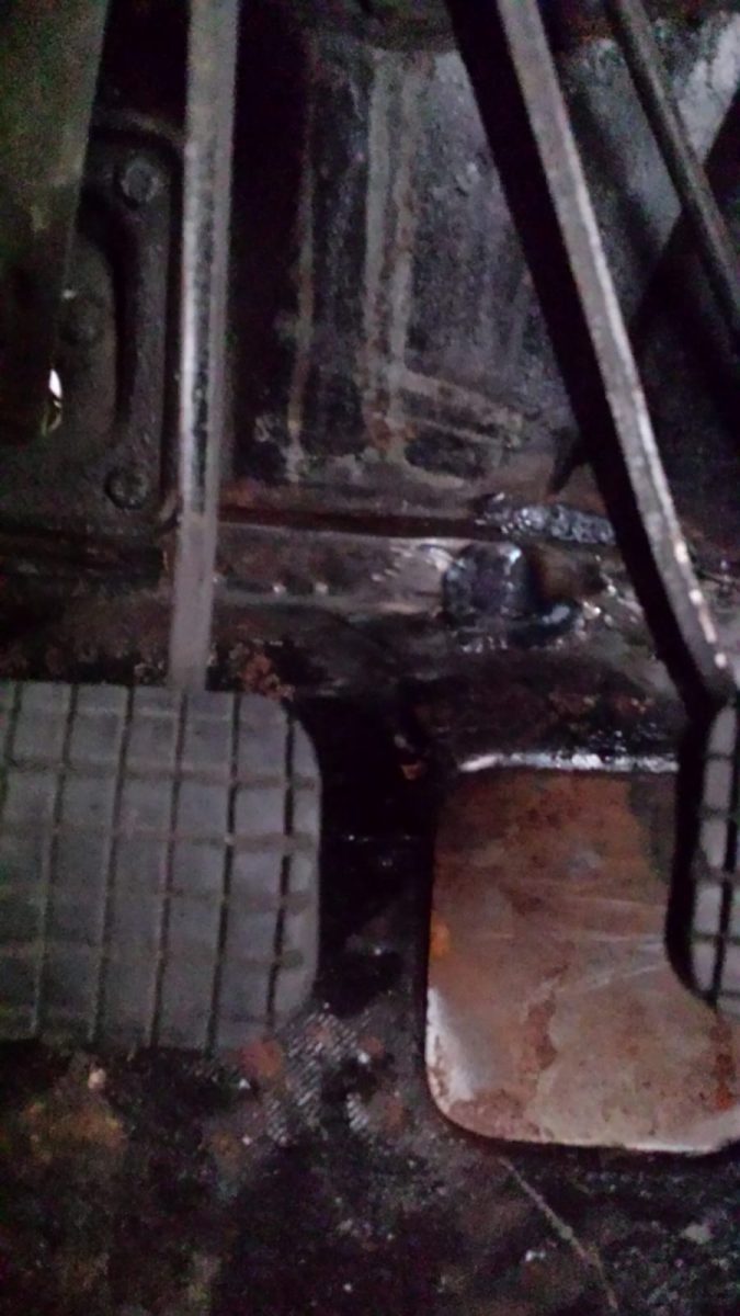 1972 Peugeot 504 rot and rust repairs6 1