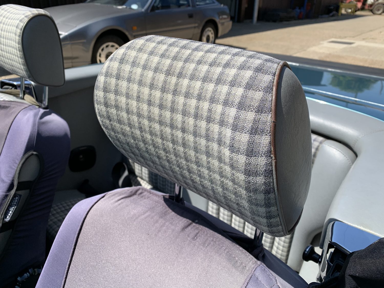 230620 Mercedes 500SL Seat Repairs2 1