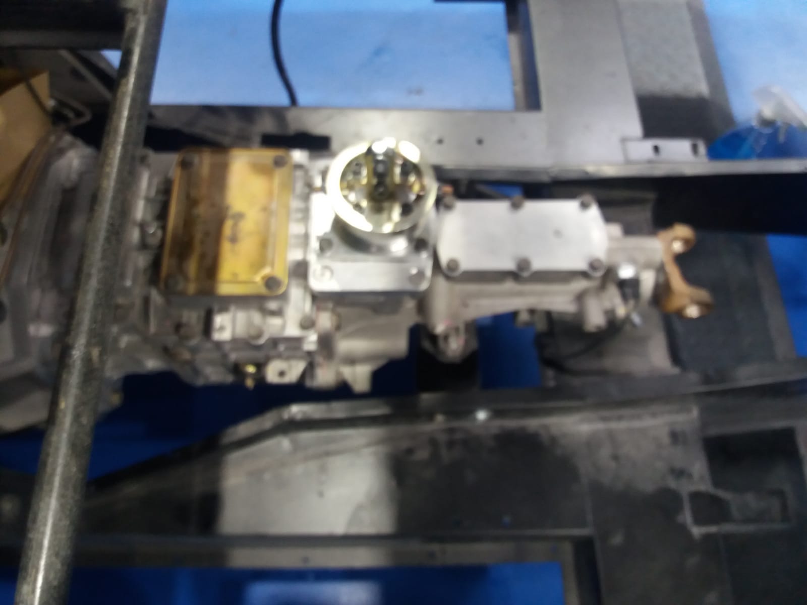 280520 Jensen repositioning gearbox lever 1