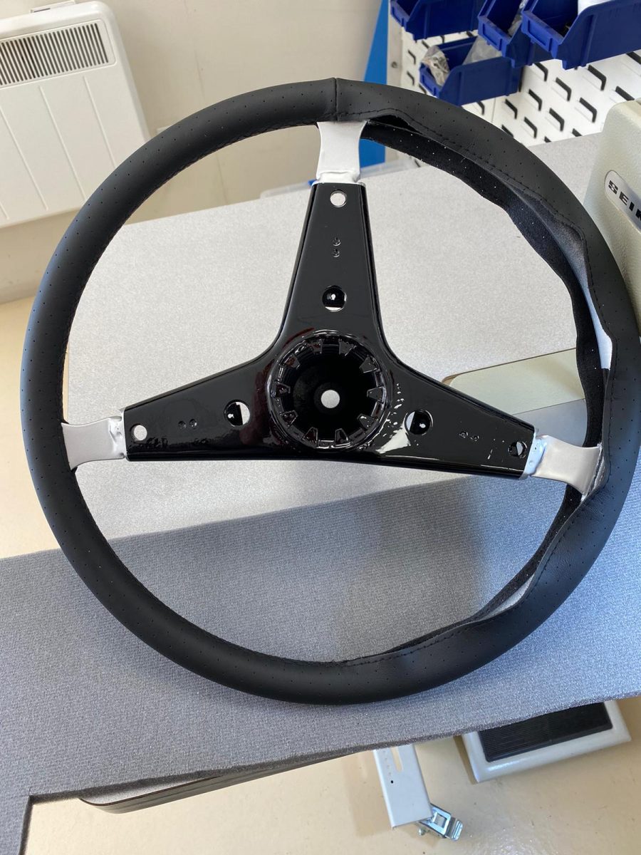 Ford Capri steering whel retrim26 1
