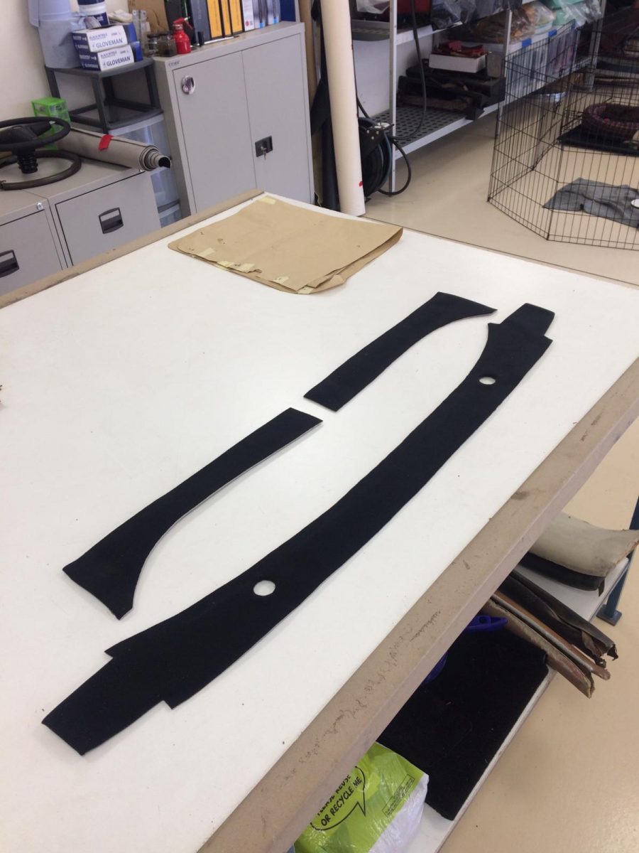 TR6 stripping window surrounds and recovering5 1
