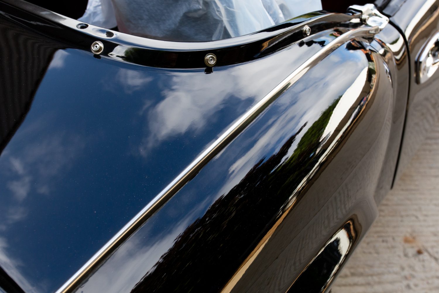 Triumph Spitfire finished paint4 1