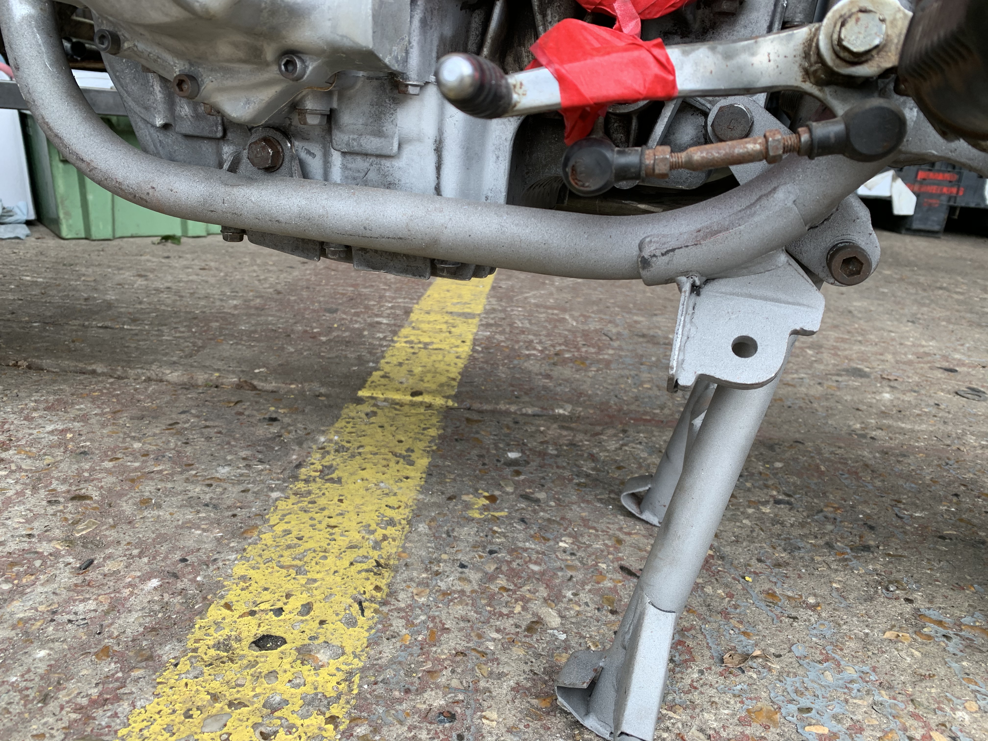 160720 Suzuki GSX400 Stand