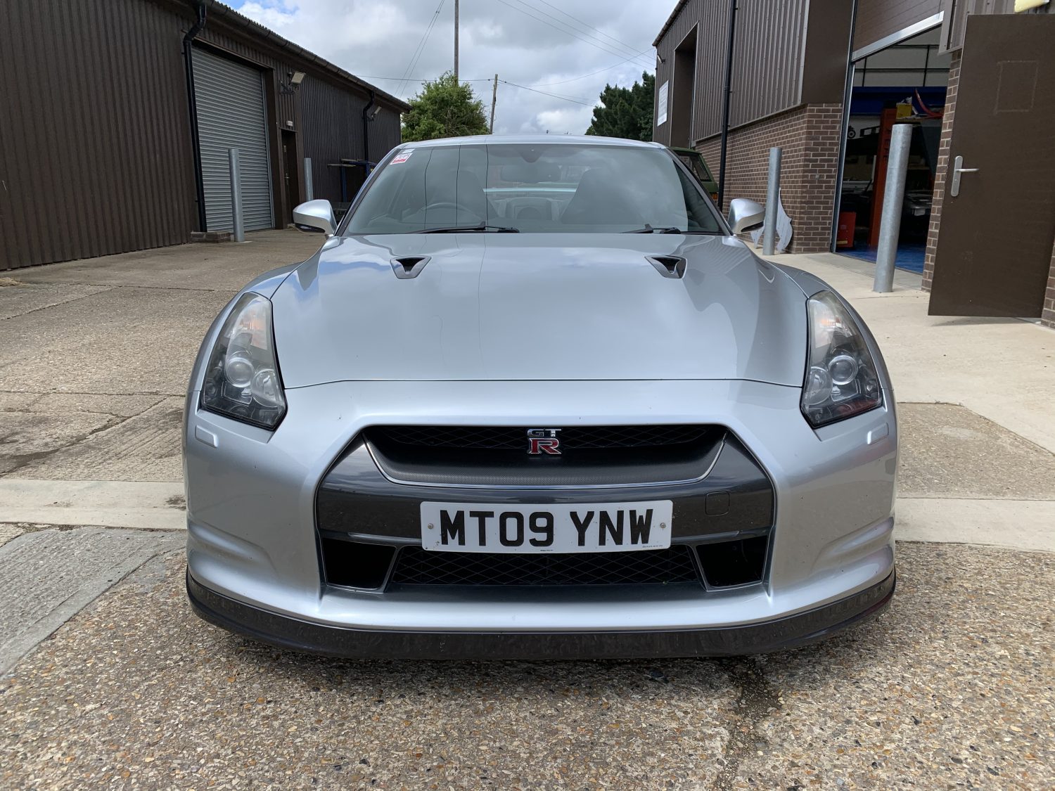 170620 2009 Nissan GT R Black Edition S A 14 1